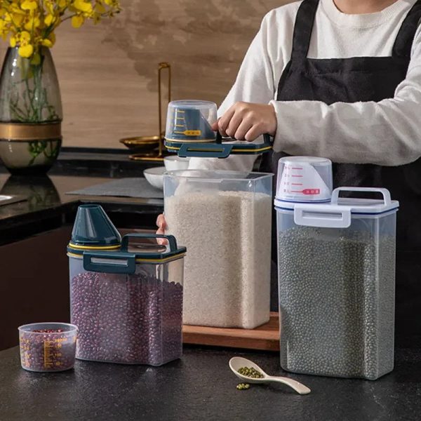 1.5kg/2kg Dog Cat Food Pail Plastic Storage Tank with Measuring Cup Container 1.5kg/2kg Dog Cat Food Pail Plastic Storage Tank with Measuring Cup Container