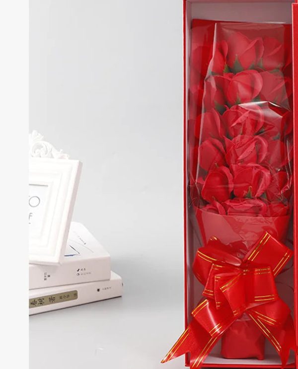 18PCS Soap Flower Bouquet Gift Box for Valentine’s Day