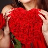 25cm Heart-Shaped Artificial Rose Bouquet for Valentine's Day, Wedding, and Home Decoration 25cm Heart-Shaped Artificial Rose Bouquet for Valentine's Day, Wedding, and Home Decoration