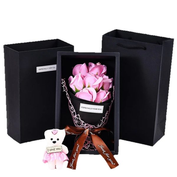 7-Head Rose Bouquet with Little Bear Gift Box Handmade Artificial Flowers for Valentine's Day and Special Occasions 7-Head Rose Bouquet with Little Bear Gift Box Handmade Artificial Flowers for Valentine's Day and Special Occasions