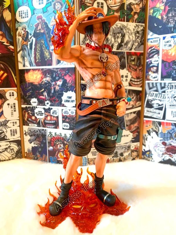 9.44in/24cm Anime One Piece Figure 9.44in/24cm Anime One Piece Figure