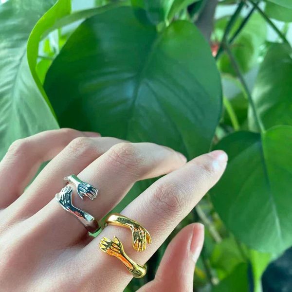 Adjustable Hug Hands Couple Ring in Silver Tone Adjustable Hug Hands Couple Ring in Silver Tone