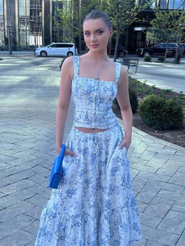 Blue Floral Print Midi Skirt Blue Floral Print Midi Skirt