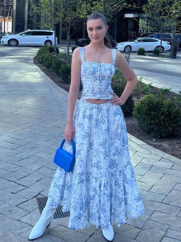 Blue Floral Print Midi Skirt Blue Floral Print Midi Skirt