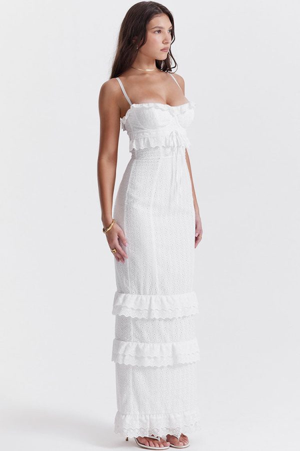 Classy Ruffle Sweetheart Broderie Anglaise Fitted Layered Maxi Sundress - White Classy Ruffle Sweetheart Broderie Anglaise Fitted Layered Maxi Sundress - White