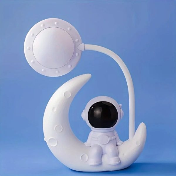 Creative Moon Astronaut Nightlight Creative Moon Astronaut Nightlight