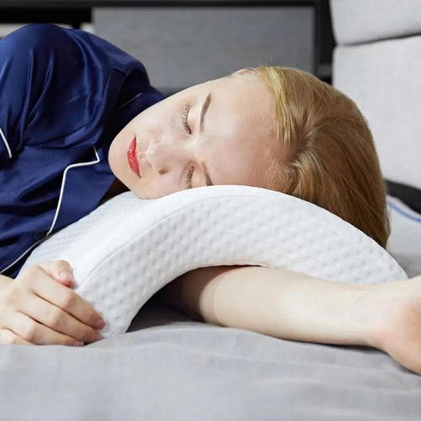 Curved Orthopedic Memory Foam Pillow Curved Orthopedic Memory Foam Pillow