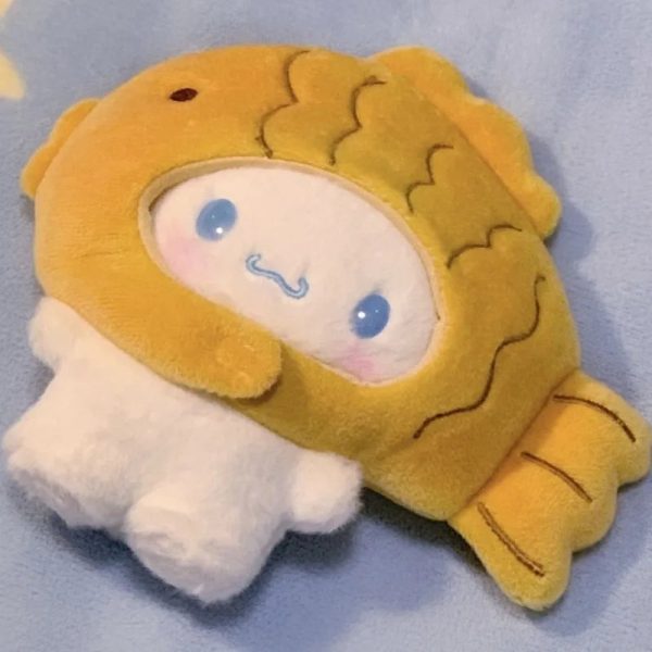 Cute Sanlio Snapper Fish Plush Doll Keychain - Adorable Cartoon Pendant