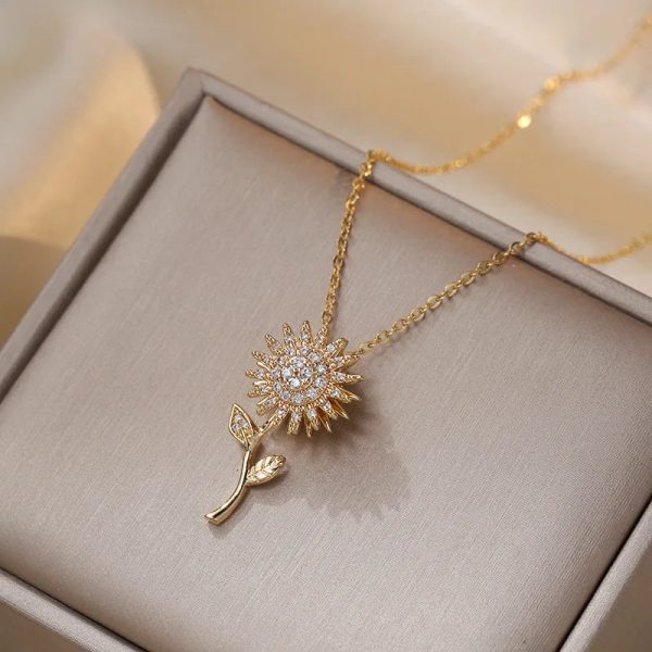Double Layer Rotating Sunflower Stainless Steel Necklace Double Layer Rotating Sunflower Stainless Steel Necklace