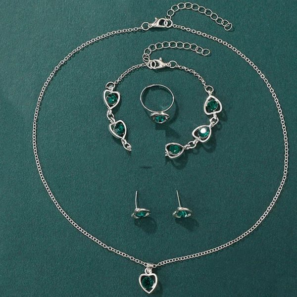 Elegant Heart Rhinestone Watch and Jewelry Set Elegant Heart Rhinestone Watch and Jewelry Set
