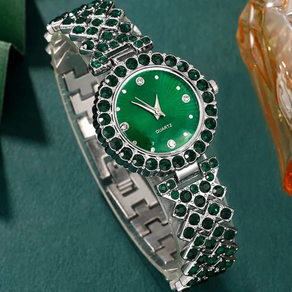 Elegant Heart Rhinestone Watch and Jewelry Set Elegant Heart Rhinestone Watch and Jewelry Set