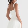 Feminine Lace Trim Sweetheart Tie Front Satin Mini Sundress - White Feminine Lace Trim Sweetheart Tie Front Satin Mini Sundress - White