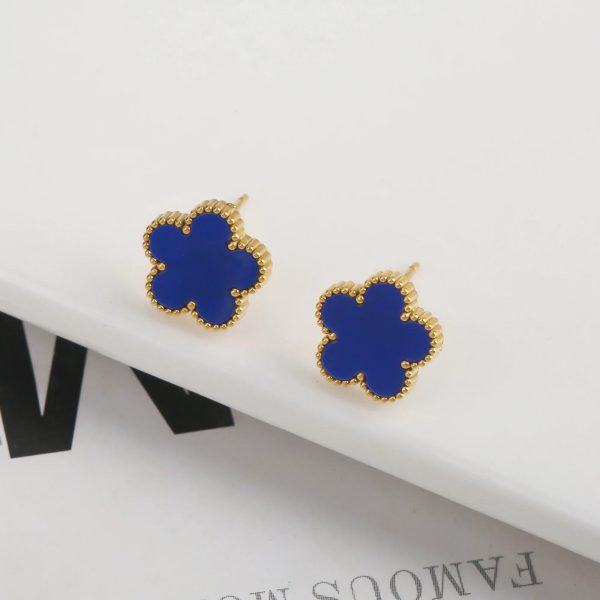 Gold Plated Five Leaf Flower Adjustable Bracelet Gold Plated Five Leaf Flower Adjustable Bracelet