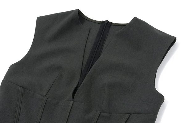 Grey Deep V-neck Sleeveless Pleated Mini Dress Grey Deep V-neck Sleeveless Pleated Mini Dress