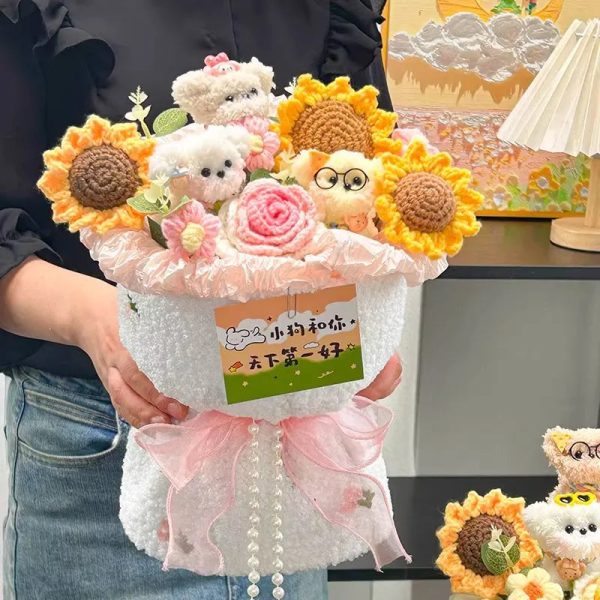 Handmade Crochet Rose and Sunflower Bouquet for Special Occasions Handmade Crochet Rose and Sunflower Bouquet for Special Occasions