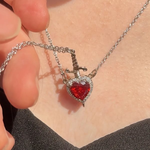Heart and Sword Zircon Pendant Necklace Set Heart and Sword Zircon Pendant Necklace Set