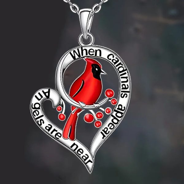 Heart Shaped Cardinal Pendant Necklace Heart Shaped Cardinal Pendant Necklace