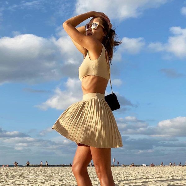 Knit Crop Top And Pleated Skirt Set Knit Crop Top And Pleated Skirt Set