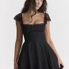Lace Strap Sleeveless Loose Mini Dresses Lace Strap Sleeveless Loose Mini Dresses
