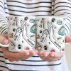Mom And Cat High Five Hand 3D Mug Personalized Gift TH10 890899