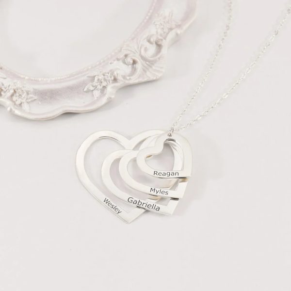 Personalized Heart Name Necklace in Stainless Steel Personalized Heart Name Necklace in Stainless Steel