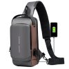 Shoulder bag with USB charging Shoulder bag with USB charging