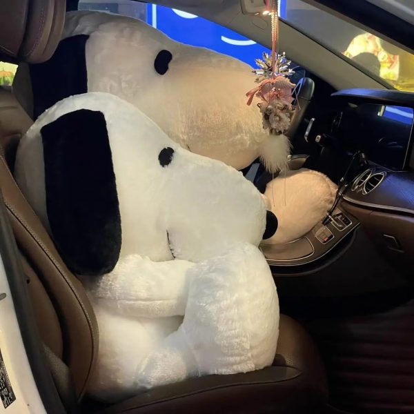 Snoopy Plush Pillow Soft Cuddly Character Doll Snoopy Plush Pillow Soft Cuddly Character Doll