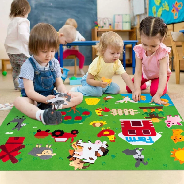 Story Worlds - Learning based felt board Story Worlds - Learning based felt board