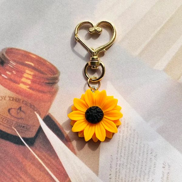 Sunflower Love Heart Keychains Sunflower Love Heart Keychains