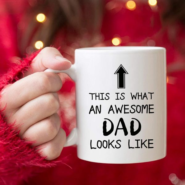 This Is What an Awesome Dad Looks Like Coffee Mug Funny Gift for Dad from Daughter Son Kids This Is What an Awesome Dad Looks Like Coffee Mug Funny Gift for Dad from Daughter Son Kids