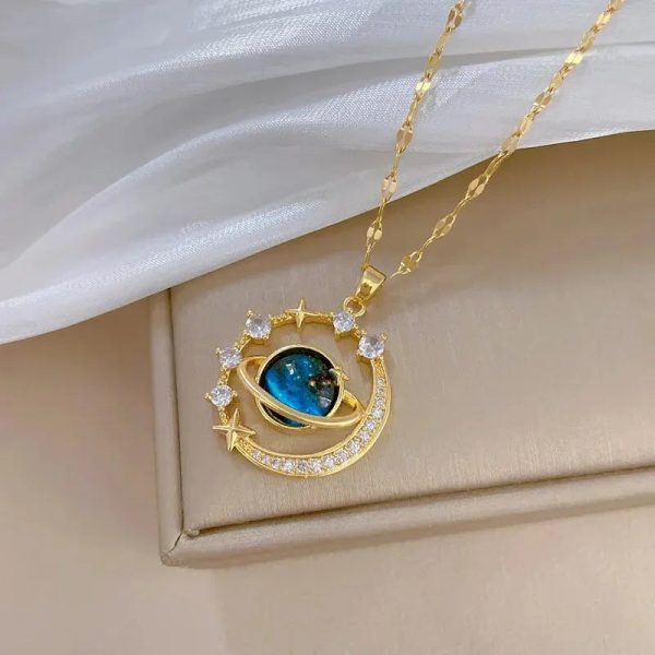 Titanium Steel Star Pendant Necklace in Gold Tone Titanium Steel Star Pendant Necklace in Gold Tone