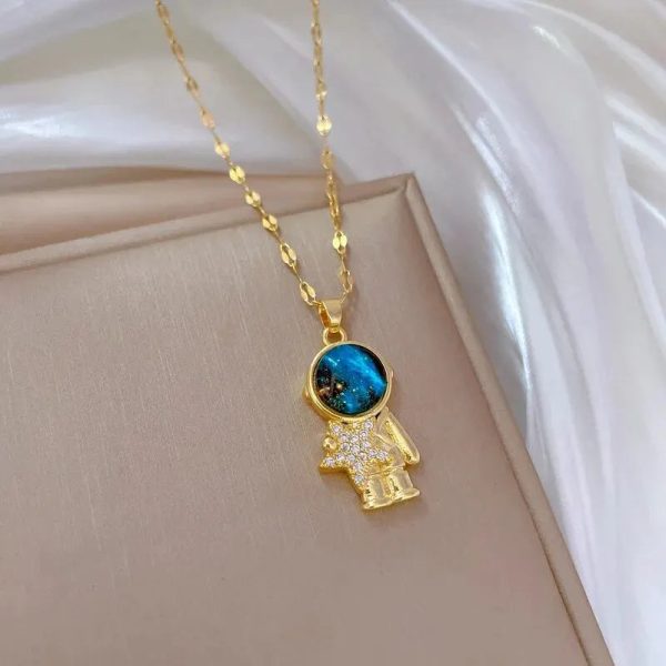 Titanium Steel Star Pendant Necklace in Gold Tone Titanium Steel Star Pendant Necklace in Gold Tone