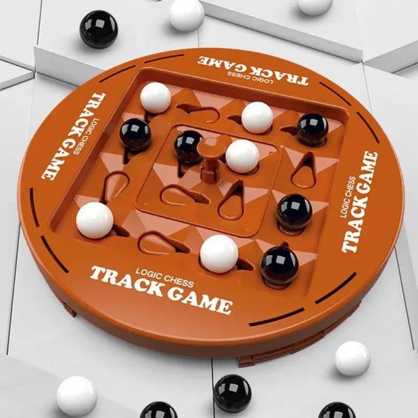 TrackGame Strategy 4-in-a-Row Game TrackGame Strategy 4-in-a-Row Game