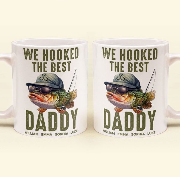 We Hooked The Best Dad, Grandpa, Papa - Personalized Mug We Hooked The Best Dad, Grandpa, Papa - Personalized Mug