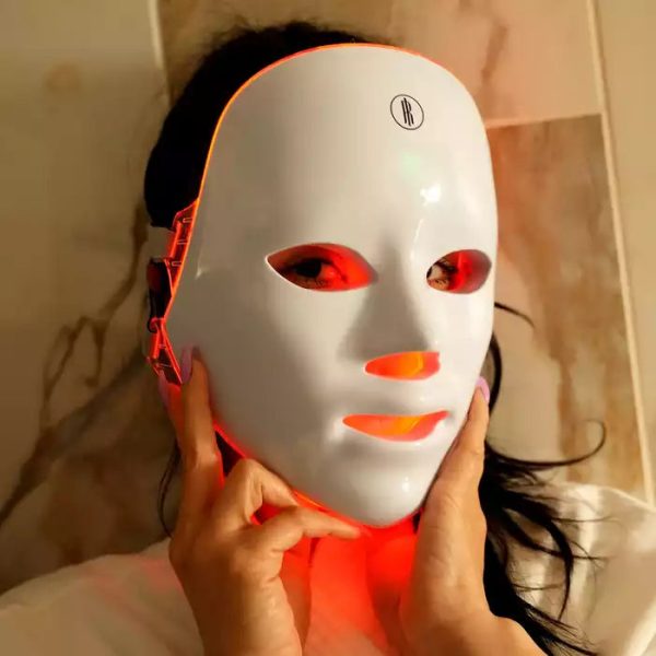 Wireless LED Light Therapy Mask Wireless LED Light Therapy Mask