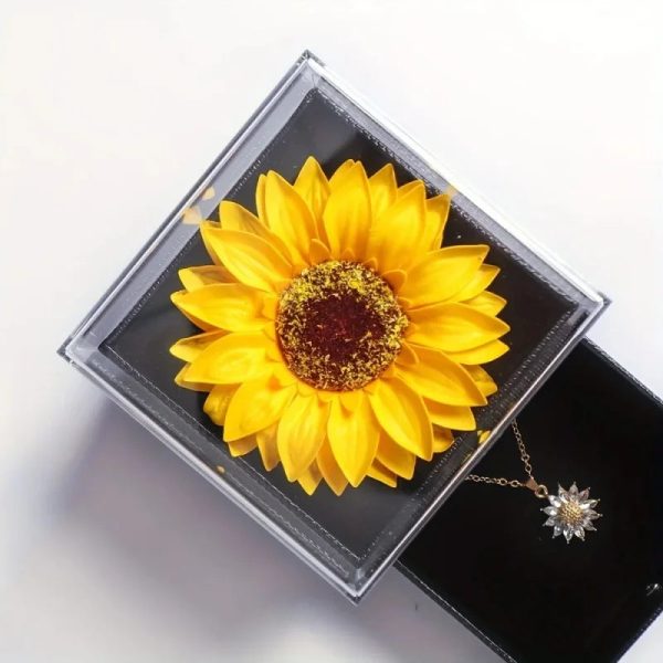 Zircon Sunflower Pendant Necklace Gift Set Zircon Sunflower Pendant Necklace Gift Set
